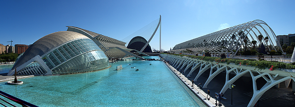 Valencia Arts Complex, Ten Years of Construction 
Designed by Santiago Calatrava and Félix Candela